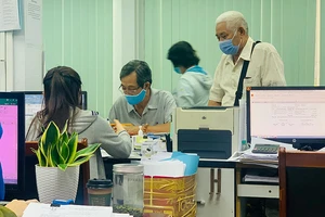 TP.HCM: Nhiều người dân gấp rút trả nợ tiền sử dụng đất