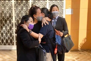 Kết thúc có hậu vụ 2 con muốn ở với mẹ