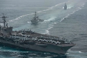 Cùng điều tàu sân bay đến khu vực, Mỹ, Trung Quốc muốn gì?