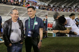 Bầu Đức hồi hộp chờ... vô địch