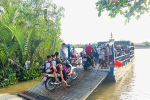 'Lên đời' 5 huyện, trọng tâm phải để dân sống tốt hơn