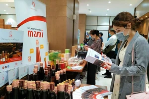 Mách nước bán hàng sang Mỹ sau vụ gạo ST25