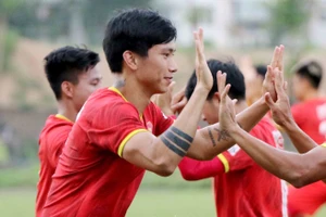 Đoàn Văn Hậu khó hồi phục, Lê Tiến Anh lỗi hẹn