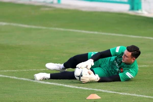 Ông Park cần thủ môn giỏi hơn tiền đạo