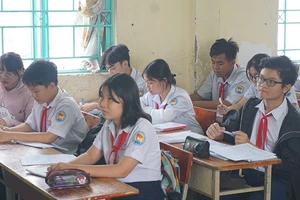 Điểm chuẩn lớp 10 ở TP.HCM nhiều bất ngờ