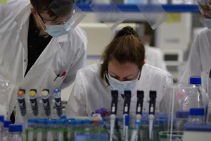 Thế giới chuẩn bị trước sự xuất hiện của biến thể Mu