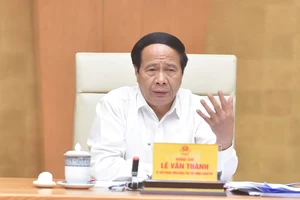 Phó Thủ tướng: Không thể cứ có FO là đóng cửa nhà máy