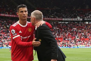 MU rối hơn khi có Ronaldo