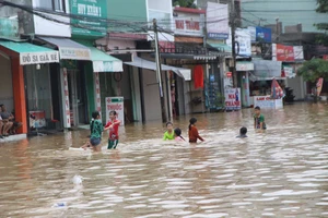 Miền Trung, Tây Nguyên đang khẩn trương ứng phó lũ