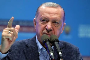 Nhà báo Thổ Nhĩ Kỳ nói về chuyện ông Erdogan ra lệnh trục xuất đại sứ 10 nước