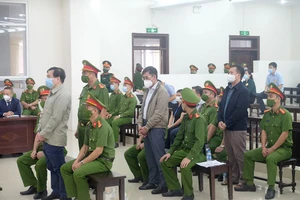 Cựu tổng cục phó Nguyễn Duy Linh xin nộp lại 5 tỉ tiền hối lộ