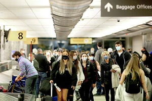 Người dân và doanh nghiệp nhiều nước hồ hởi với tin Mỹ mở cửa biên giới