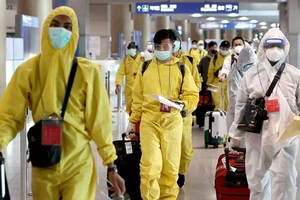 Chuyên gia lý giải số đột biến cao 'chưa tiền lệ' của Omicron