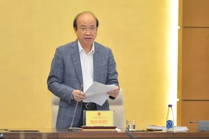 Tản quyền Thủ tướng xuống các bộ, địa phương