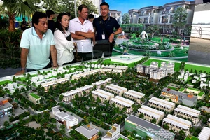 Kiến nghị sửa luật để xử đặt cọc, giữ chỗ mua nhà trái quy định