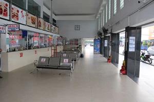 Người dân vẫn chưa mặn mua vé về quê đón tết