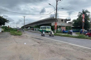 Chậm tiến độ, 3 cây cầu ở TP.HCM đội vốn thêm 920 tỉ