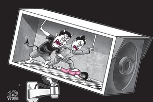 Vụ bé 8 tuổi ở Bình Thạnh bị đánh chết: Tột cùng của tội ác!