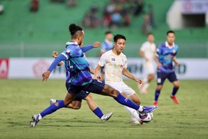 Nhà giàu không khóc, V-League giờ mới hay