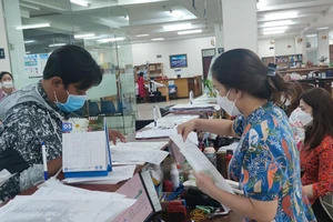 Mượn hồ sơ người khác đi làm, có được hưởng BHXH?