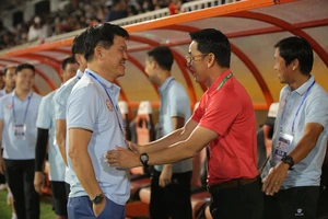 Số phận 3 đội đáy bảng ở vòng áp cuối tìm cơ hội trụ hạng