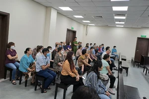 Nhùng nhằng đòi quyền lợi trong vụ bán đất “vịt giời”