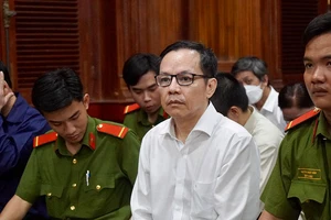 Tòa tuyên phạt cựu chủ tịch Saigon Co.op Diệp Dũng 10 năm tù
