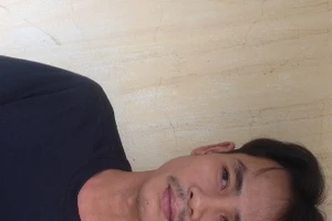 Dọa đánh người, đập phá quán để đòi tiền bảo kê