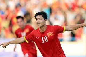 Công Phượng 'ẵm' giải cầu thủ được yêu thích nhất