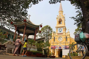 Khám phá nhà thờ trên 100 tuổi của người Hoa ở Sài Gòn