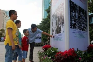 TP.HCM triển lãm kỷ niệm 71 Cách mạng Tháng Tám và Quốc khánh 2-9