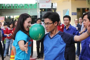 Cười tẹt ga ở ngày hội văn hóa thể thao Sở Tư pháp TP