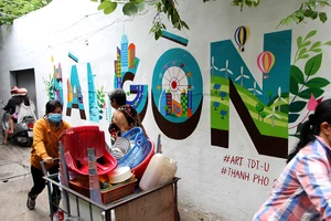 TP.HCM năm 2030 qua những bức tranh tường