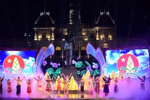 TP.HCM: Đặc sắc chương trình nghệ thuật 'Bài ca ơn Bác'