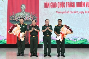 Sư đoàn 9 tổ chức hội nghị bàn giao chức trách, nhiệm vụ Chính ủy Sư đoàn