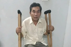 Đi cắm cờ đụng xe, một người chết, một người bị khởi tố