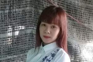 Vụ cô gái đụng ô tô: Công an TP tiếp tục điều tra