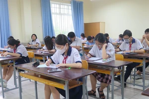 Đề Toán thi vào lớp 10 TP.HCM