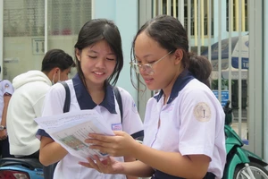 Thấy gì sau một kỳ thi vào lớp 10?