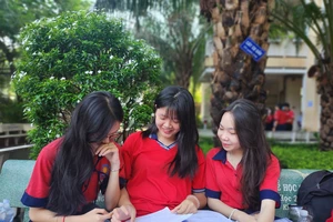 Sáng nay, hơn 1 triệu thí sinh bước vào ngày thứ 2 thi tốt nghiệp THPT