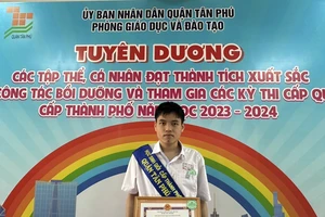Thủ khoa khối A01 toàn quốc là học sinh TP.HCM, đạt 29,6 điểm