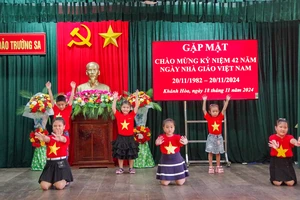 Không khí Ngày Nhà giáo Việt Nam trên đảo Trường Sa