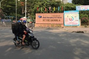 Yêu cầu sinh viên ra khỏi ký túc xá trước 17 giờ ngày 1-6