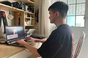 Ở nhà mùa dịch: Giới trẻ làm gì để có thói quen sống lành mạnh?