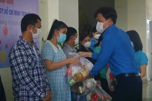 TP.HCM: Hơn 100 tỷ đồng hỗ trợ đoàn viên, người lao động ảnh hưởng dịch COVID-19