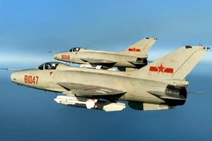 Trung Quốc liên tục điều máy bay đến Đài Loan sau hợp đồng vũ khí Mỹ - Đài