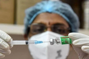 Có cần tiêm bổ sung sau khi đã tiêm đủ số liều vaccine COVID-19 không?