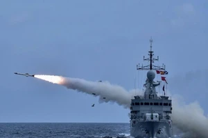 Mỹ đáp trả vụ TQ áp luật yêu cầu tàu nước ngoài vào Biển Đông phải khai báo