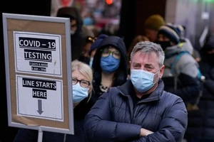 Nhận diện 'những đám mây đen' của năm 2022