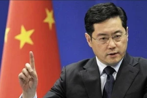 Ông Tần Cương: TQ vẫn hợp tác kinh tế, tài chính, năng lượng bình thường với Nga